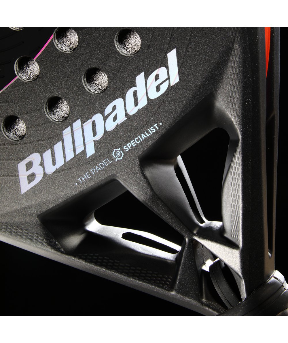 Bullpadel Hack 04 Comfort 26 - Padel Racket