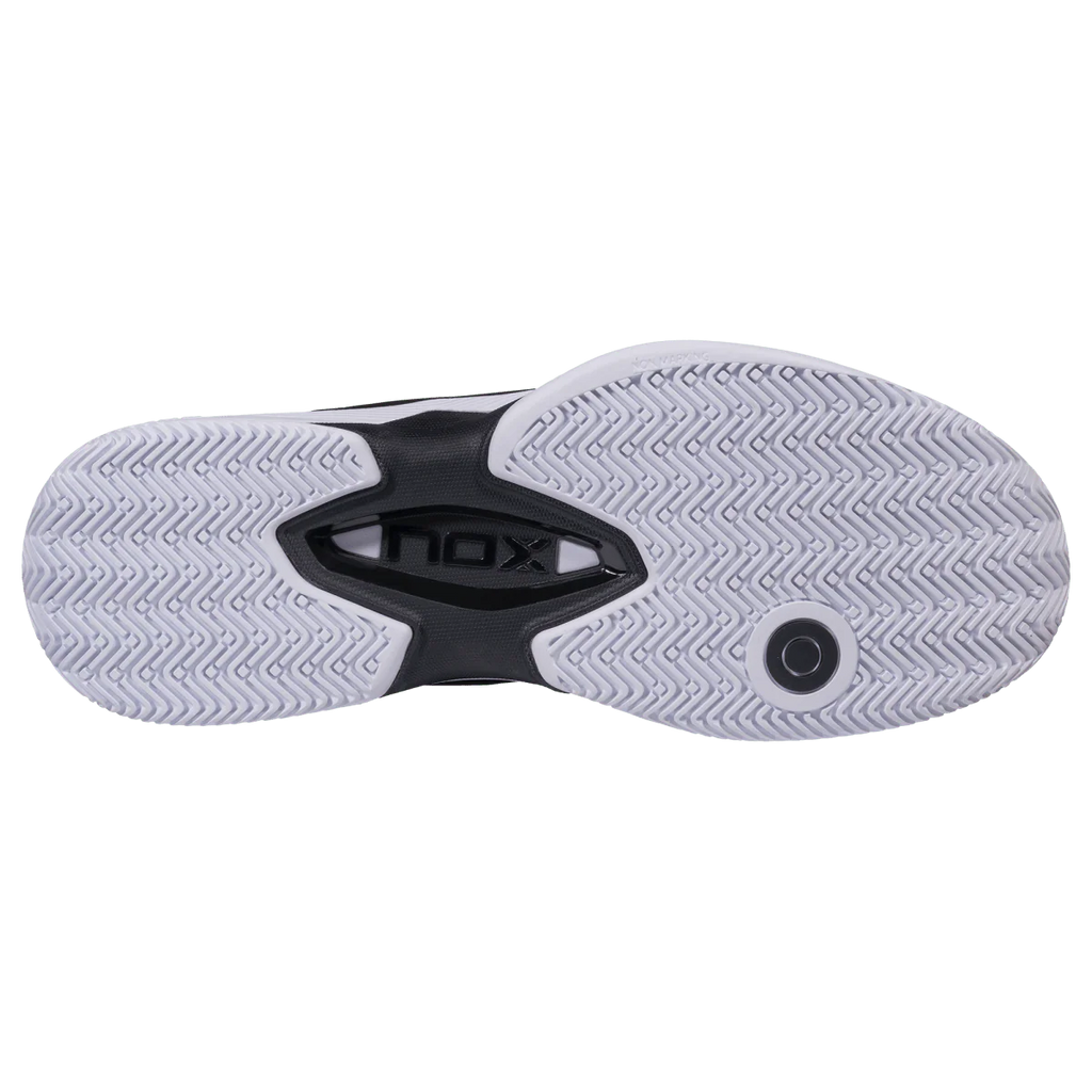 Nox Shoes AT10 Lux - Black/White